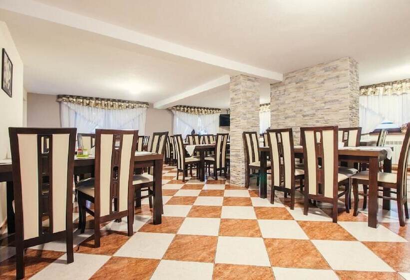 مبيت وإفطار Willa Kamila