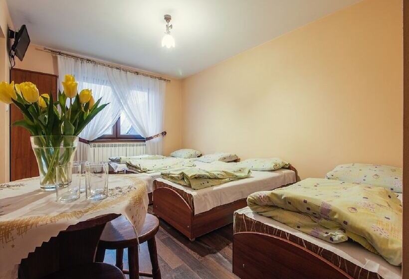 مبيت وإفطار Willa Kamila