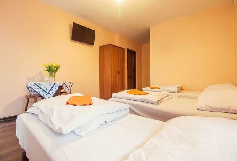 مبيت وإفطار Willa Kamila