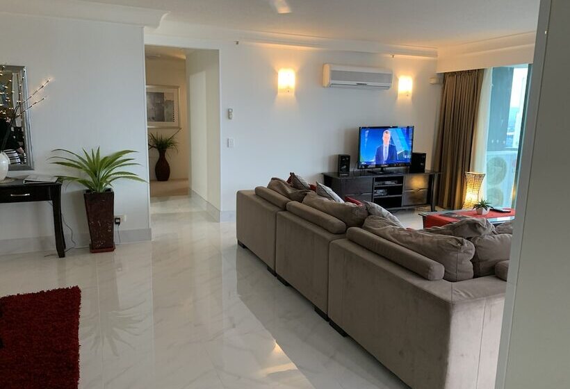 Crown Towers Resort Private Apartments