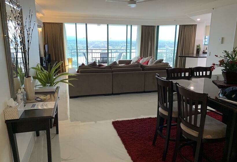 Crown Towers Resort Private Apartments