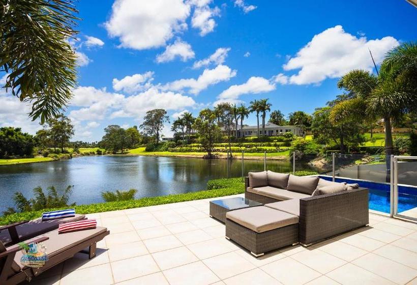 Grand Oasis At Sanctuary Cove