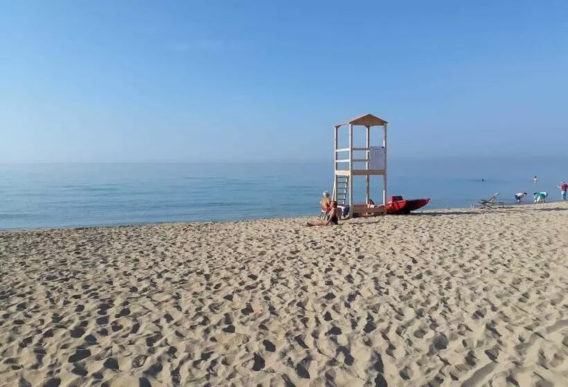 Hostelli Morello Beach