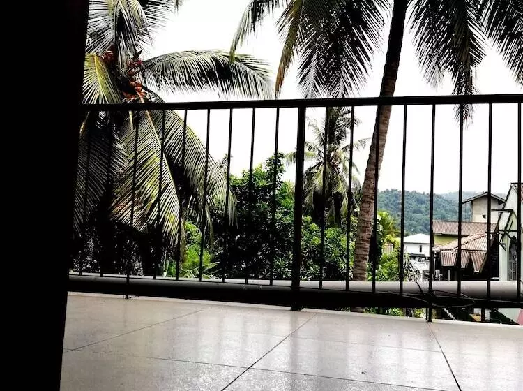 Hotelli Elephant Lobby