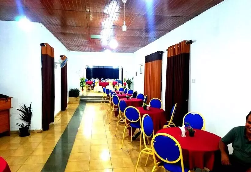 Hotelli Elephant Lobby