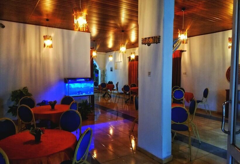 Hotel Elephant Lobby