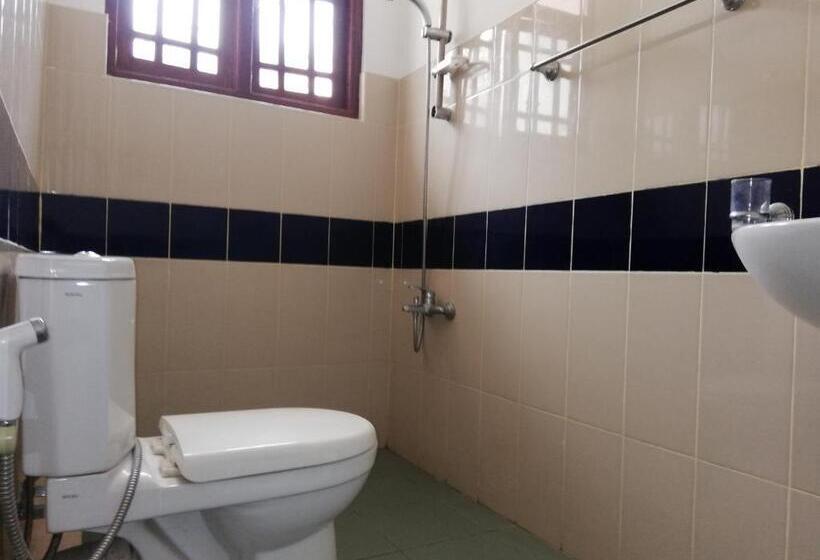 Hotel Elephant Lobby