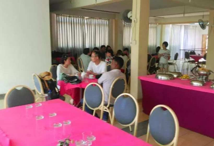 Hotelli Elephant Lobby