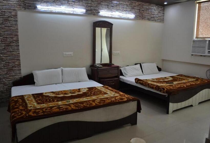 בית מלון כפרי Jigyasa By Mayda Hospitality Pvt. Ltd