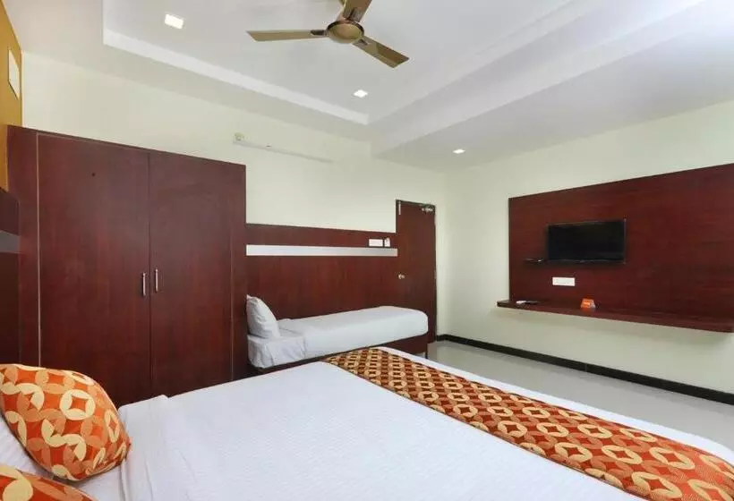 ホテル Ramcharan Residency, Tirupati