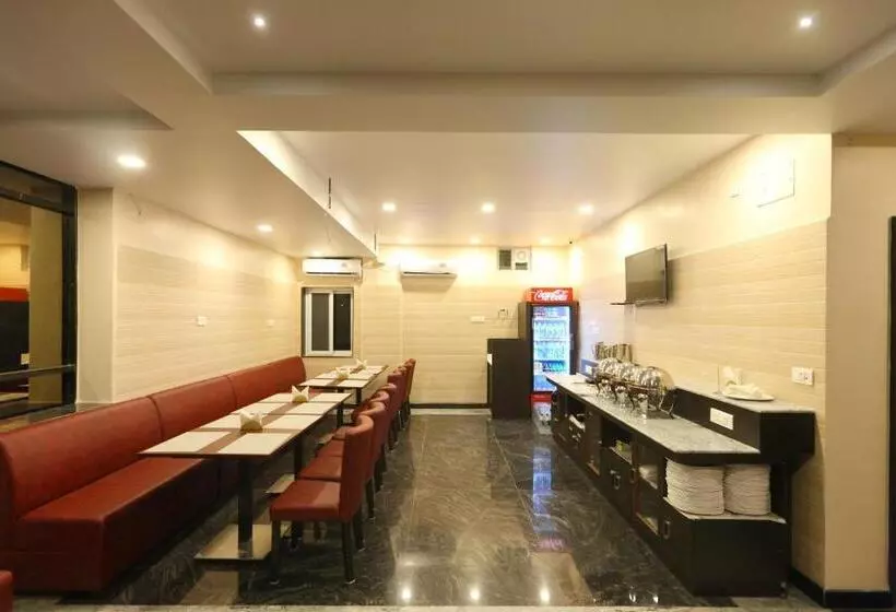 ホテル Ramcharan Residency, Tirupati