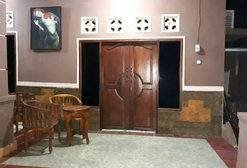 پانسیون Cozy Corner