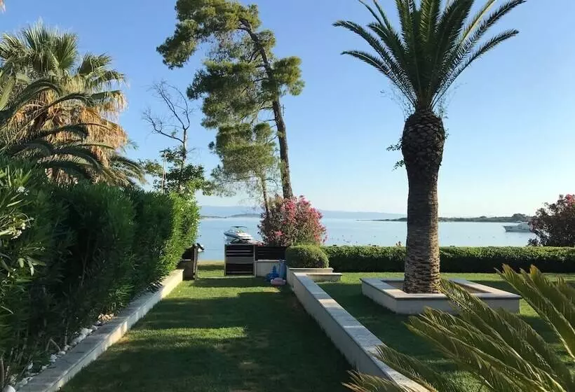Samaya Beach House