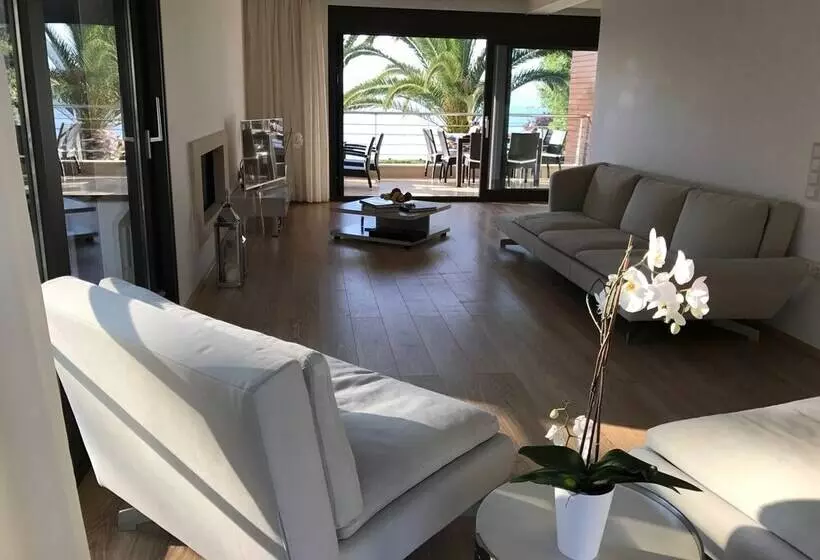 Samaya Beach House