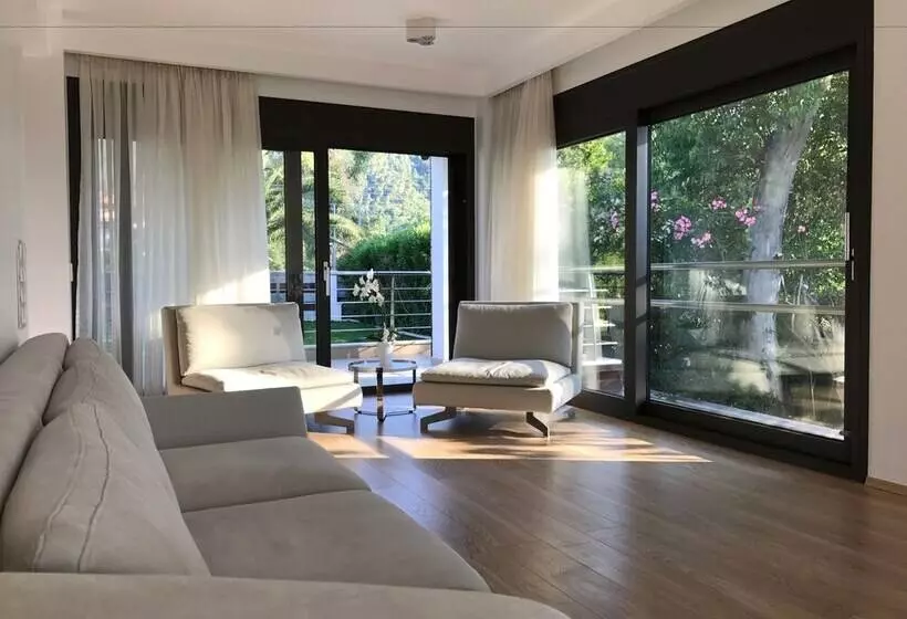 Samaya Beach House