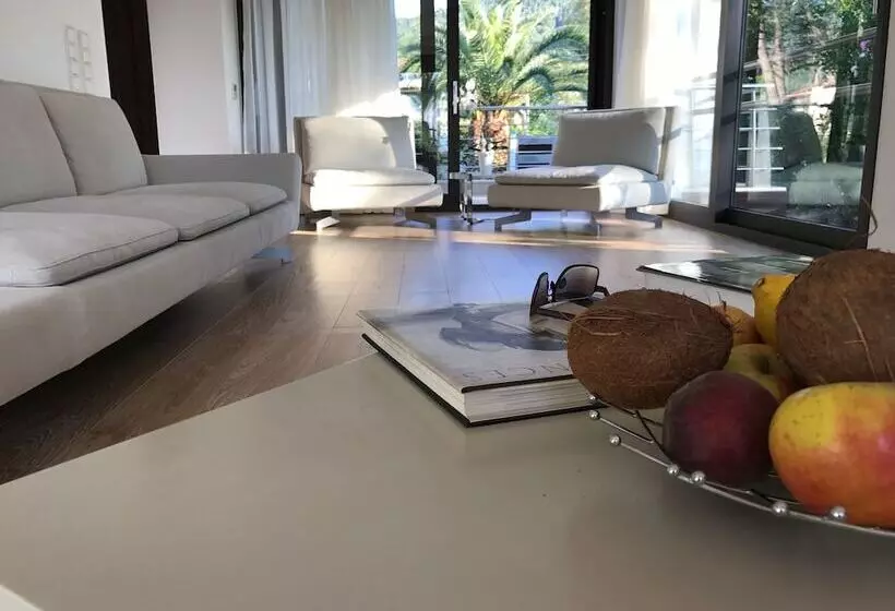 Samaya Beach House