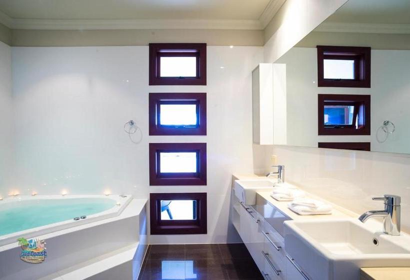 Sunset Circle At The Cove