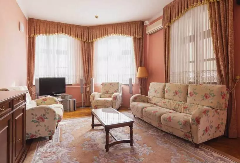 Hotelli Imeni Morisa Toreza Health Resort