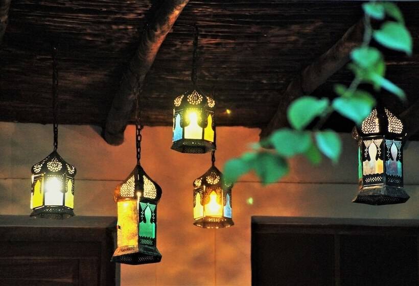 ホテル Miti Miwiri