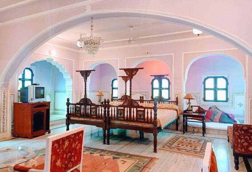هتل Saba Haveli
