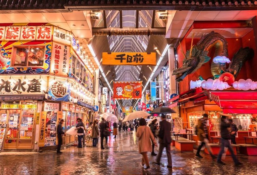 בית מלון כפרי The B Namba Kuromon