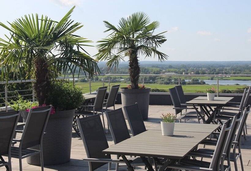 فندق Zum Halbmond