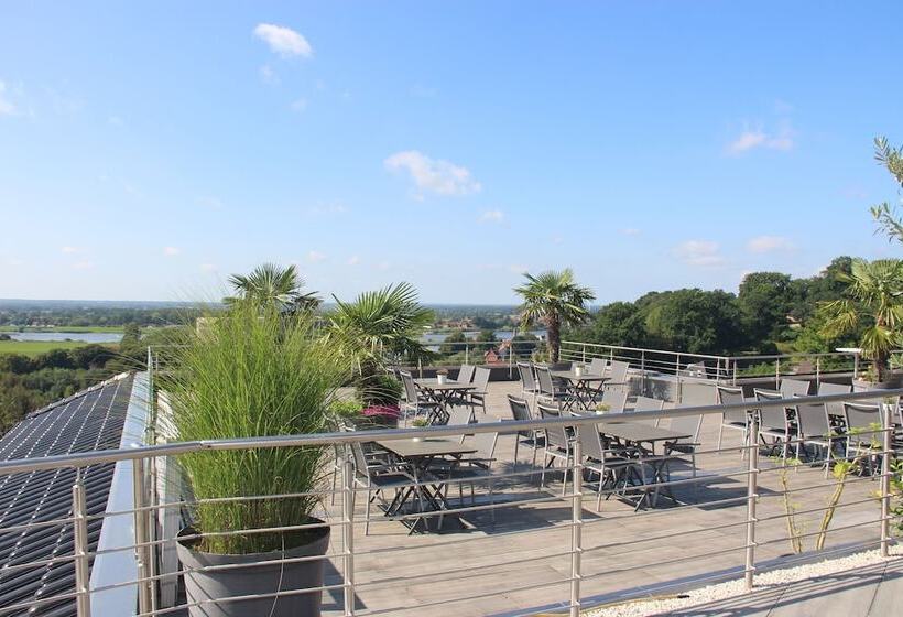 فندق Zum Halbmond