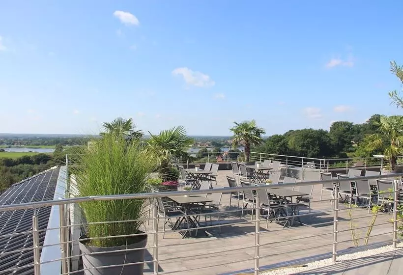 ホテル Zum Halbmond