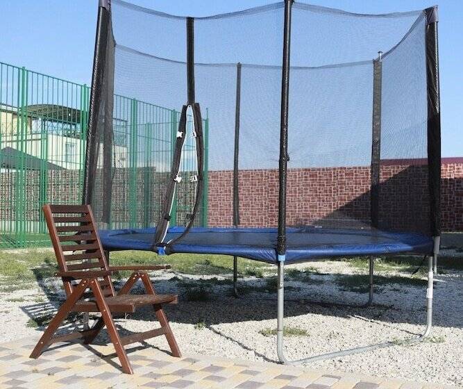 פנסיון Beausoleil Guesthouse