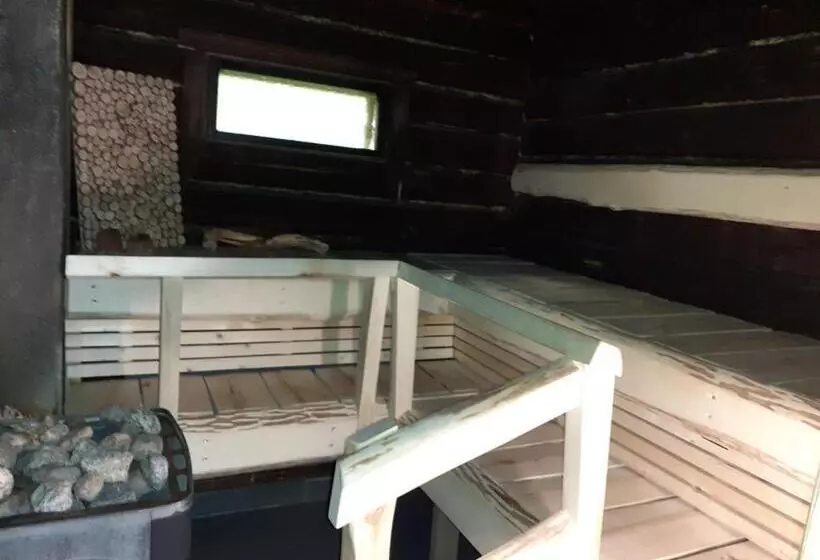 پانسیون Miekkalan Aitat