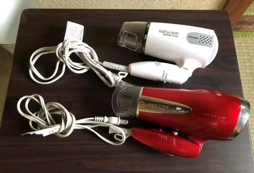 ペンション Yadokari House