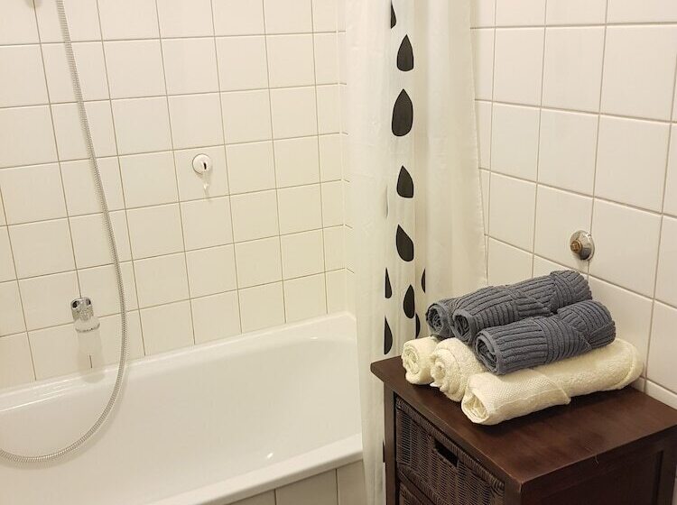 Apartment Im Luisenviertel   Grün