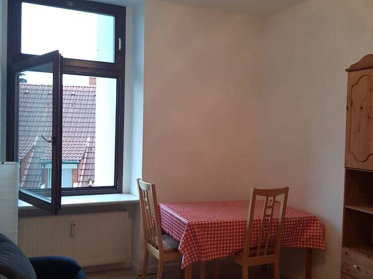 Apartment Im Luisenviertel   Grün