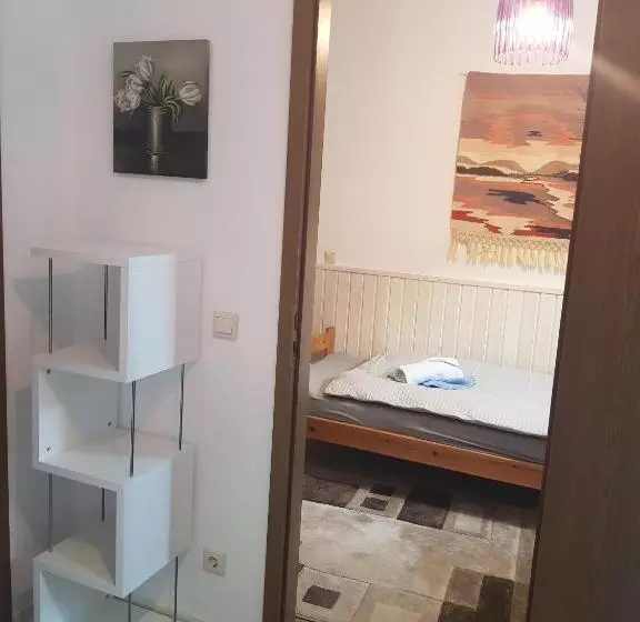 Apartment Im Luisenviertel   Grün