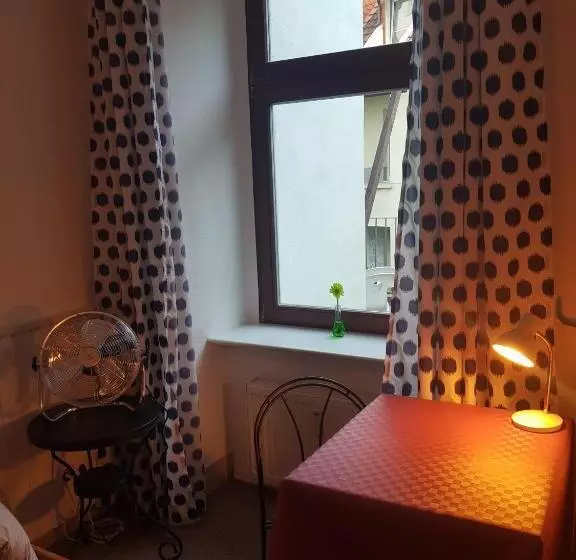 Apartment Im Luisenviertel   Grün