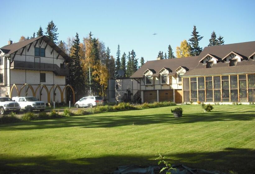 Otel 7 Gables Inn & Suites