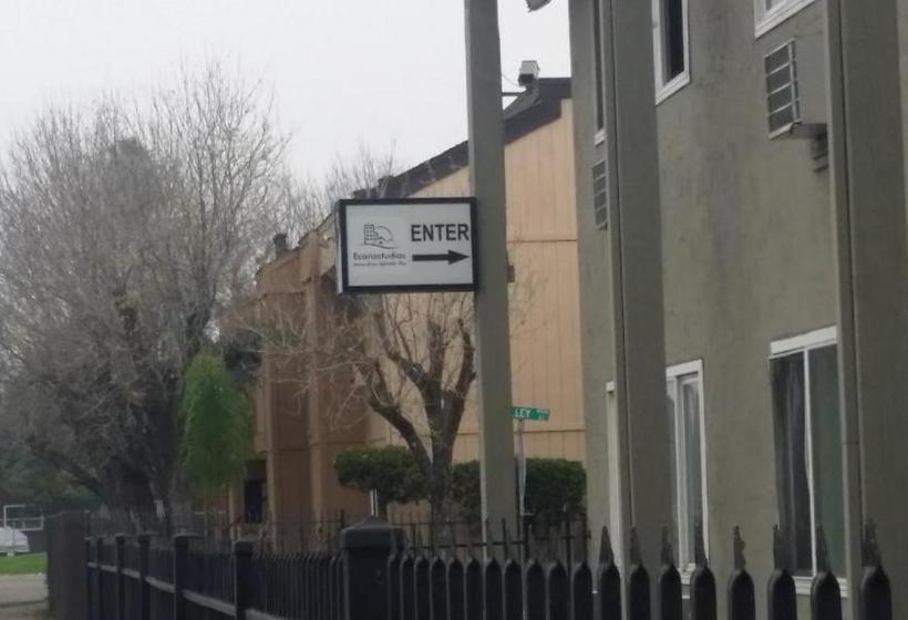 בית מלון כפרי Econostudios