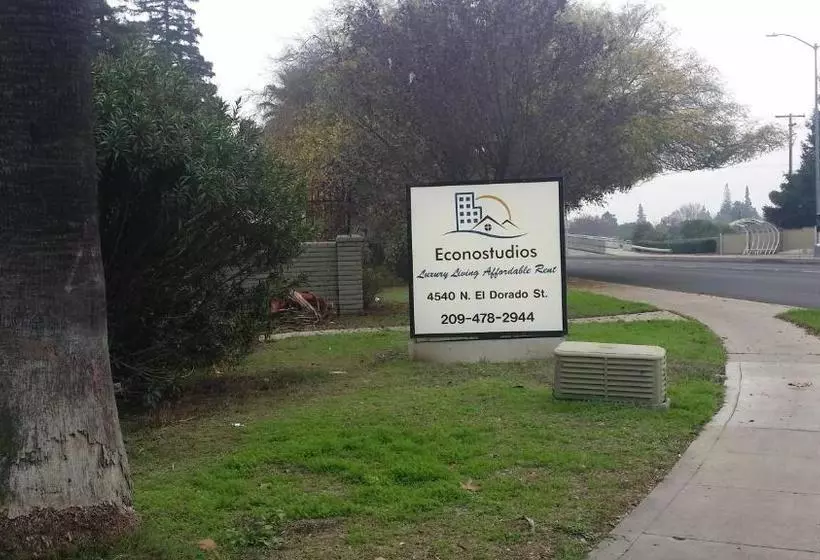 Отель Econostudios