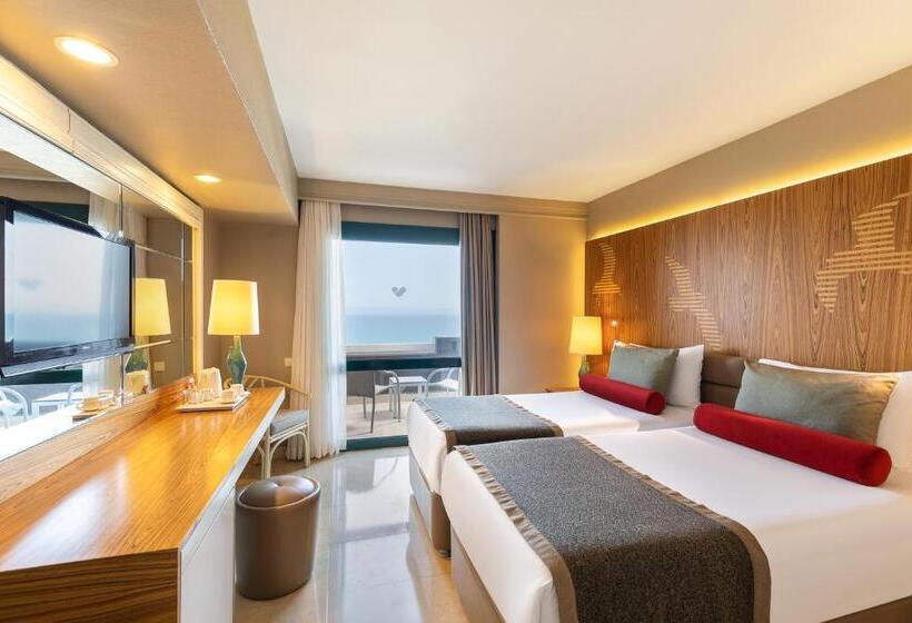 هتل Paloma Perissia