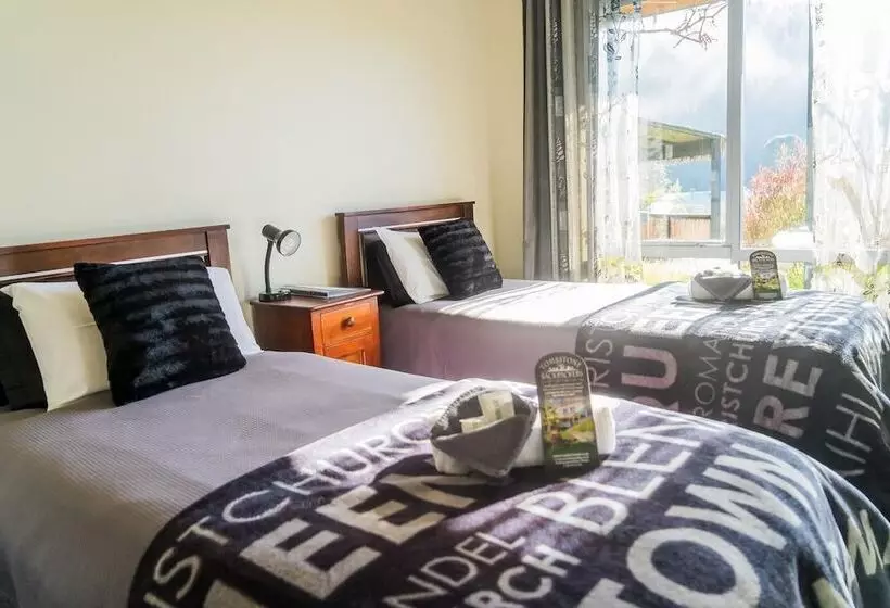 Retkeilymaja Tombstone Motel, Lodge & Backpackers