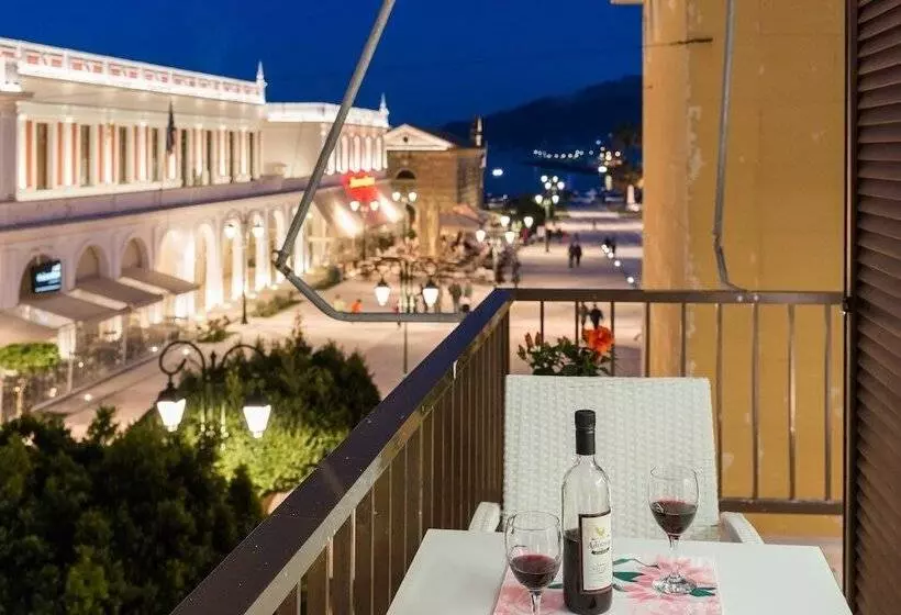 Alektor Studios & Apartments