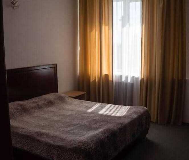 تختخواب و صبحانه гостиница сапсан