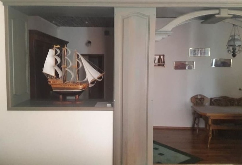 تختخواب و صبحانه гостиница сапсан