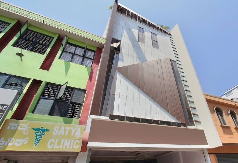 Hotel B S International