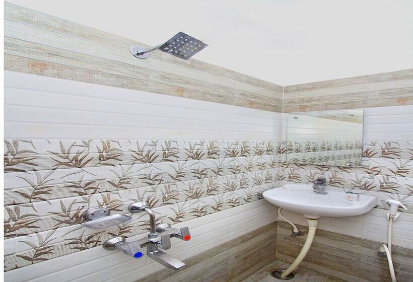 Hotel B S International