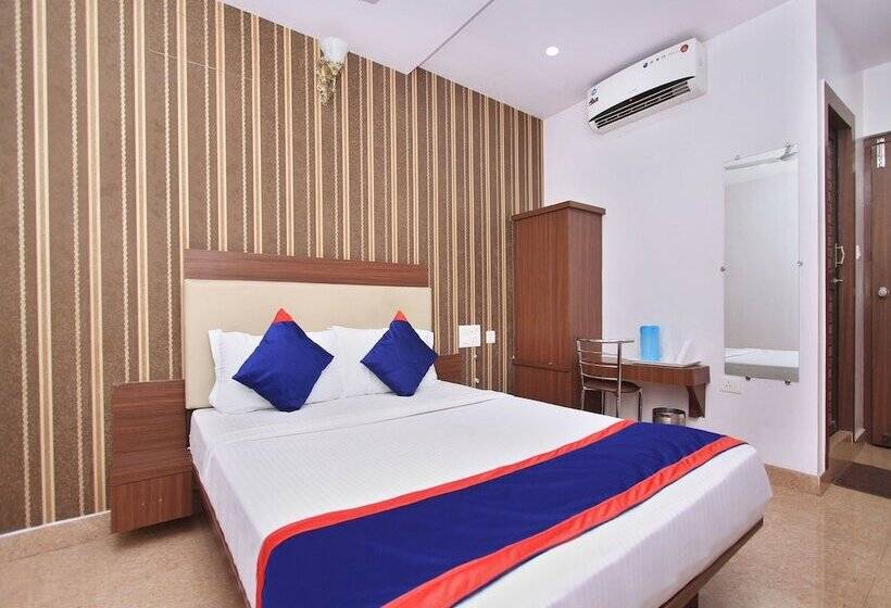 Hotel B S International