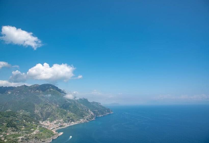 Отель Villa Amore