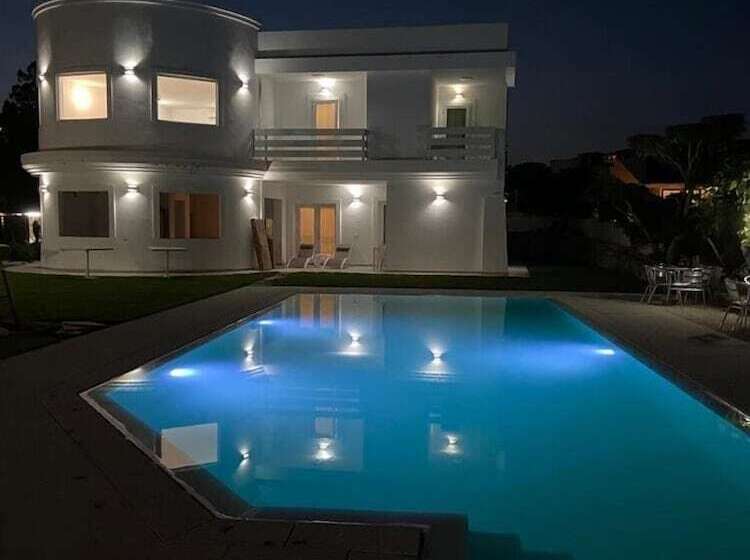 بنسيون Al Mare Da Francesca