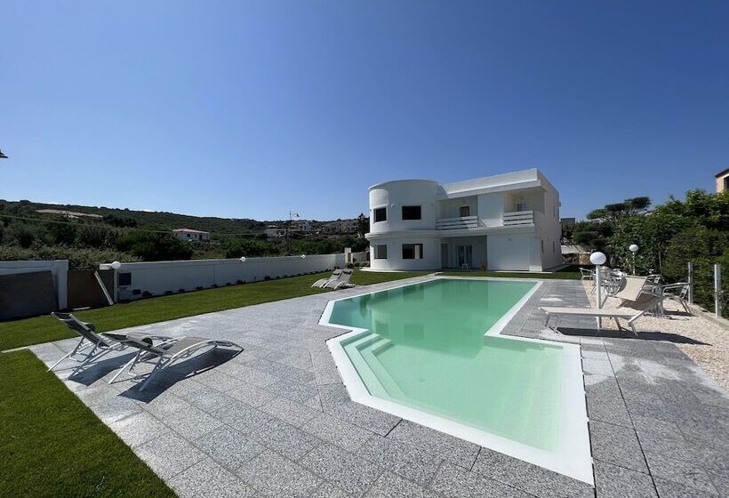 بنسيون Al Mare Da Francesca