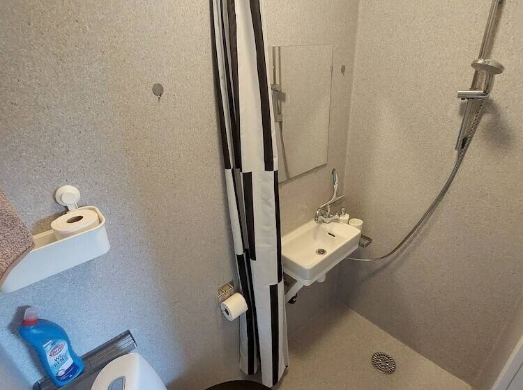 Pensão Hine Bakke Bed And Breakfast